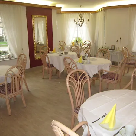 Apartmanhotel Am Friedrichspark 3*