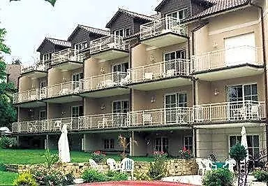 מלון דירות Am Friedrichspark 3*